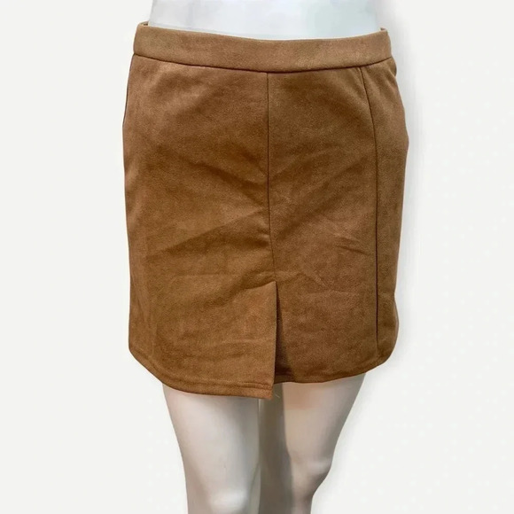 SHEIN Dresses & Skirts - Shein faux suede mini skirt‎ xs